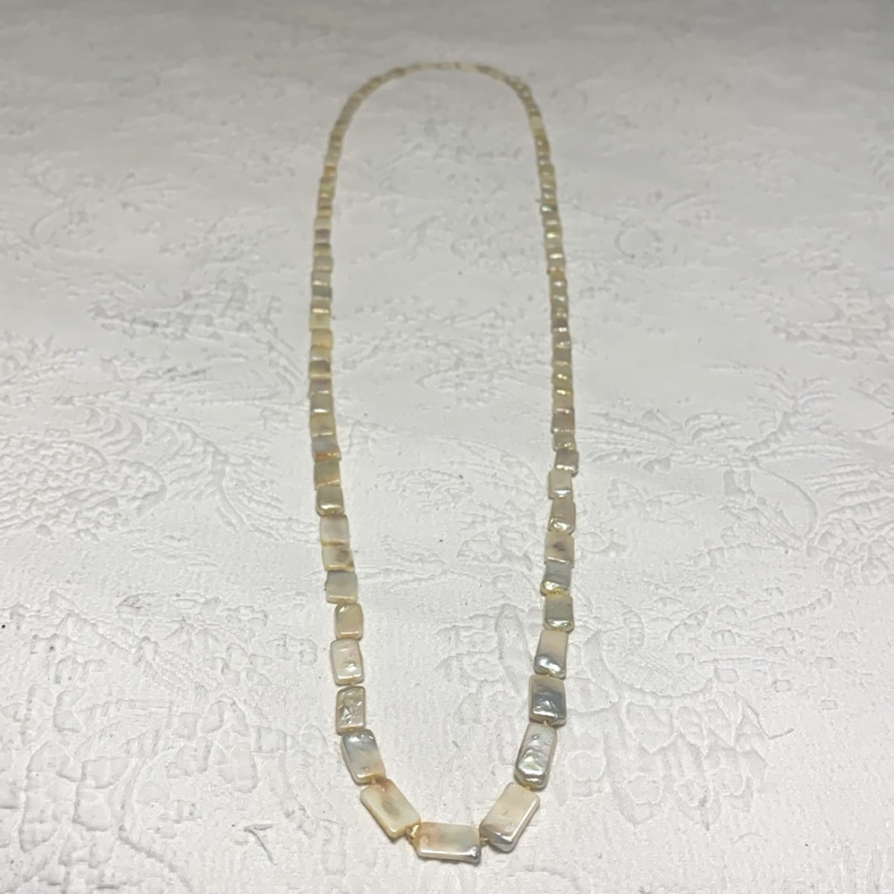 Hawaiian Pearl Necklace.